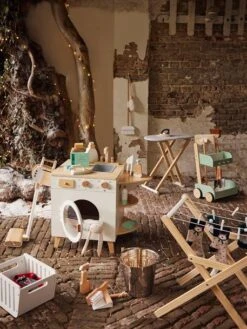 Chariot De Ménage En Bois FSC® Vert - Vertbaudet -Produits Pour Bébé chariot de menage en bois fsc 2