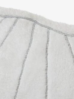 Grand Tapis En Fourrure Coquillage SOUS L'OCÉAN Ecru - Vertbaudet -Produits Pour Bébé grand tapis en fourrure coquillage sous locean 4